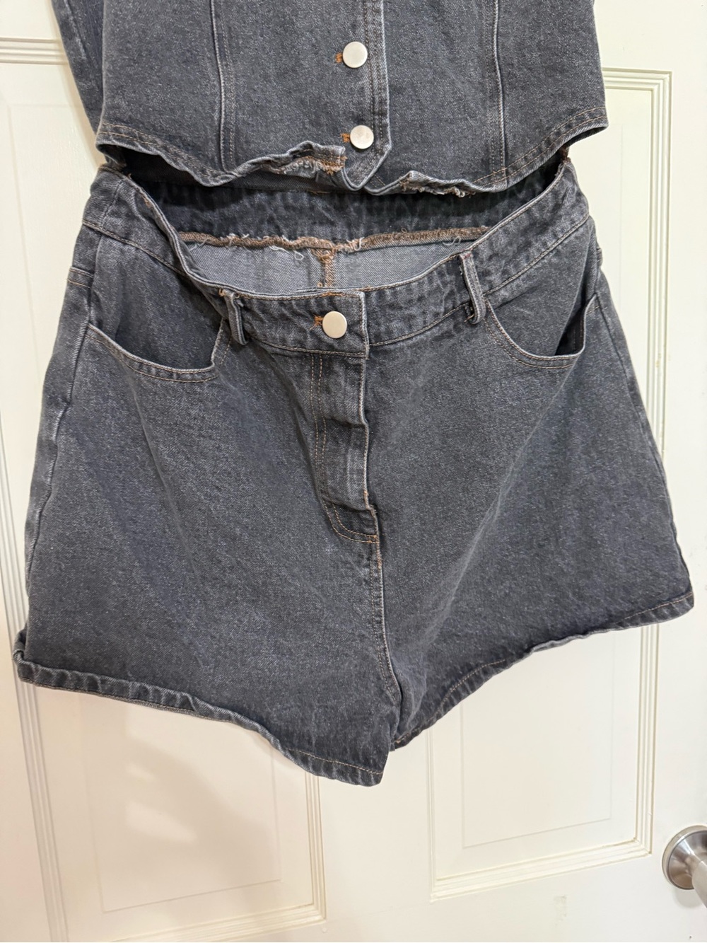 Le Lis Black Denim Romper - L - Picture 2 of 5